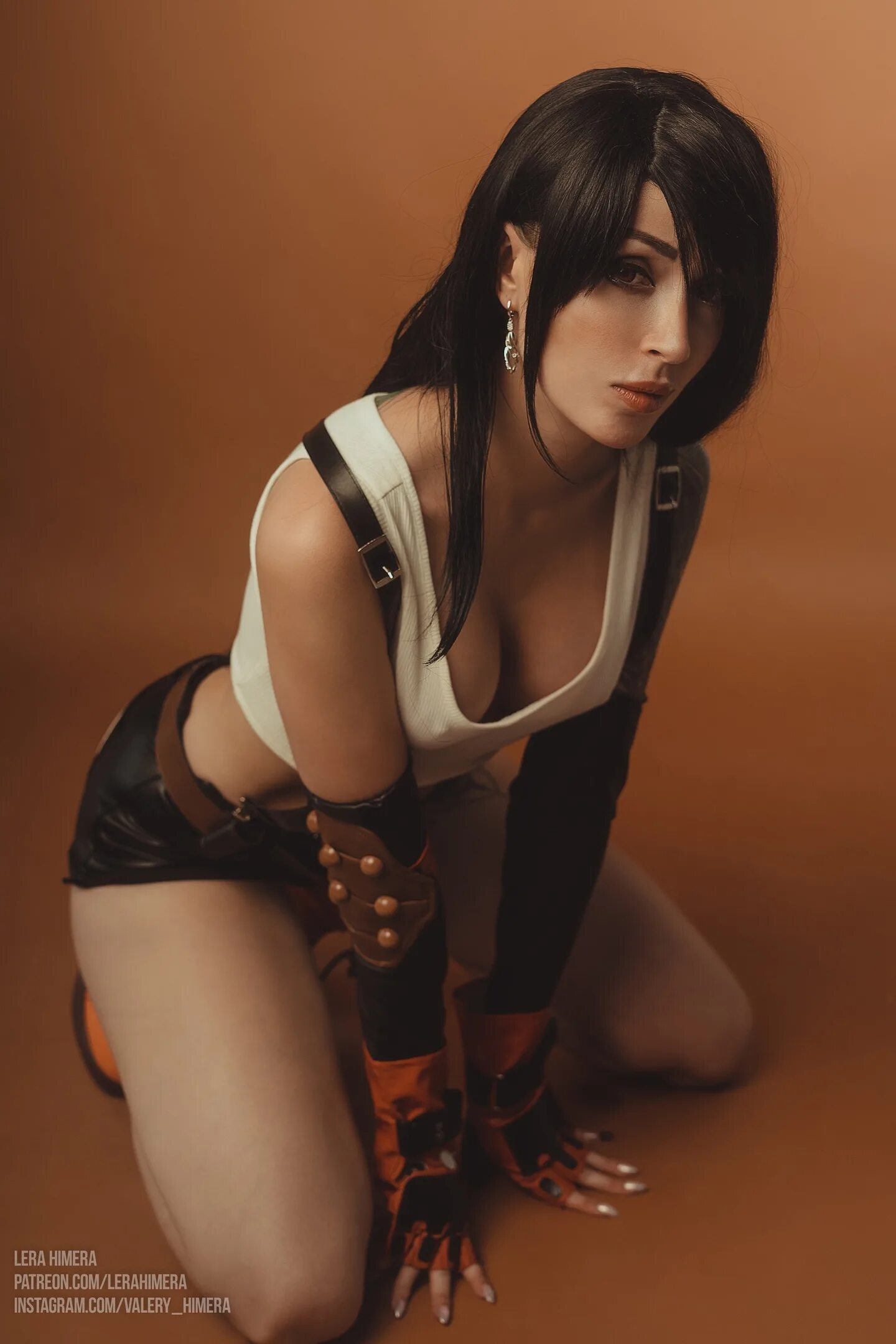 Тифа Локхарт косплей nude. Тифа Локхарт из Final Fantasy косплей. Джиада Робин Cosplay Tifa Lockhart. Omgcosplay тифа Локхарт. Косплей тифы