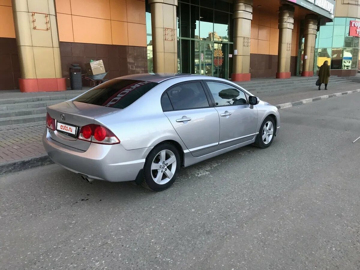 8 ат. серый шевроле круз с черной крышей фото. 8 ат. чьё производство авто шкода октавия 2012 xw8d. шевроле круз 1.