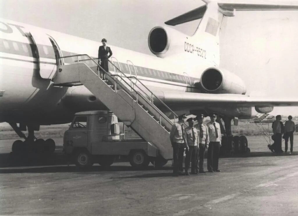 Ввв г. Аэропорт Хабаровск 1980. Хабаровск аэропорт 1980г. Аэропорт Хабаровск СССР. Курганский аэропорт (1928 г.).