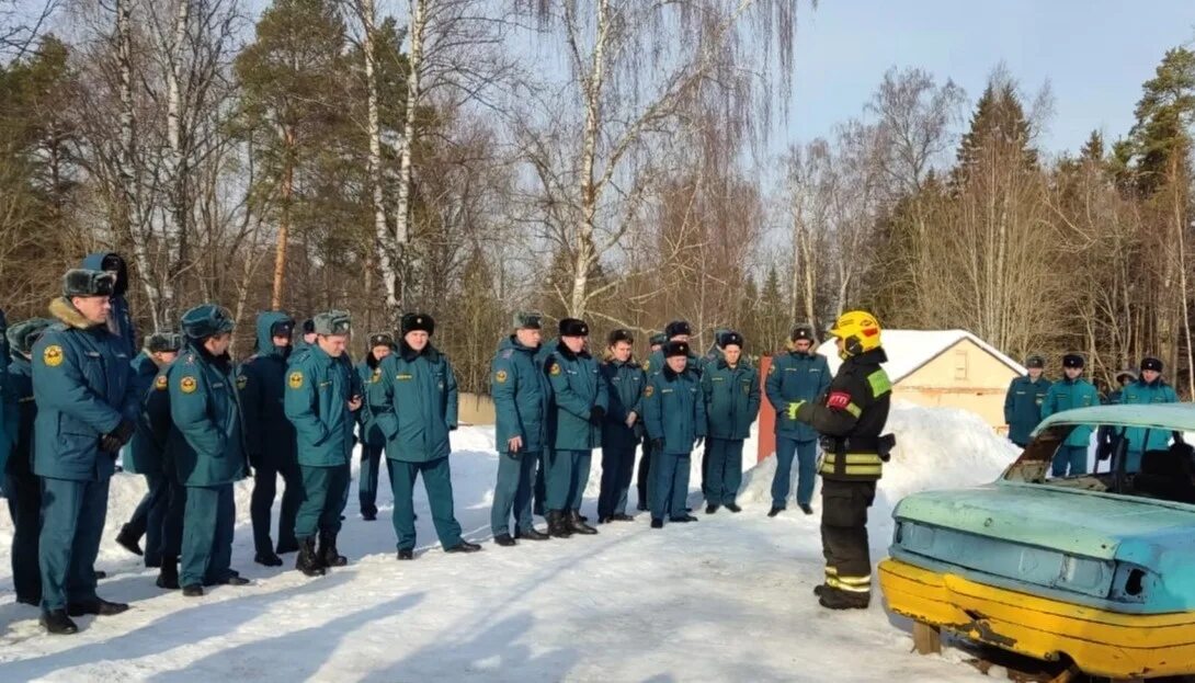 МЧС Солнечногорск. Колледж Подмосковье МЧС. МЧС Подмосковье. Спасатели Подмосковье.