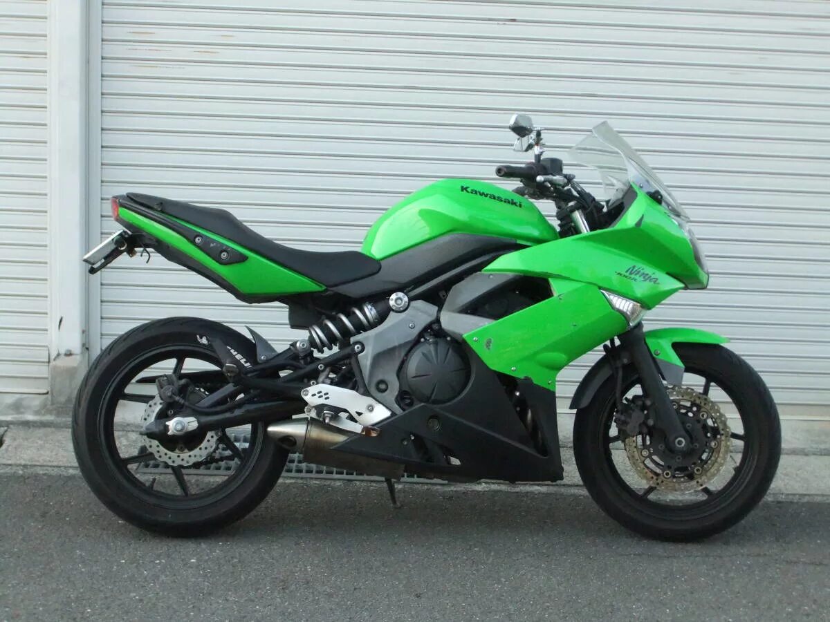 Купить ниндзя 400. Kawasaki Ninja 400r. Кавасаки ниндзя 400 r. Kawasaki Ninja 400. Kawasaki Ninja 400r 2011.