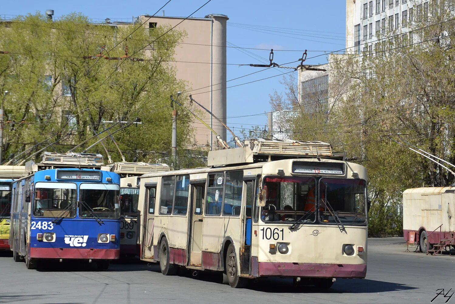 Троллейбус ЗИУ Челябинск. Челябинск ЗИУ 682г г 000. Троллейбус Челябинск 1061. ЗИУ-682г00 1993.