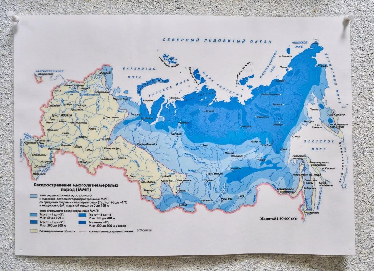 Вечная мерзлота в россии на карте. Границы вечной мерзлоты в России на карте России. Карта вечной мерзлоты в России. Граница вечной мерзлоты в России на карте. Зона вечной мерзлоты в России на карте.