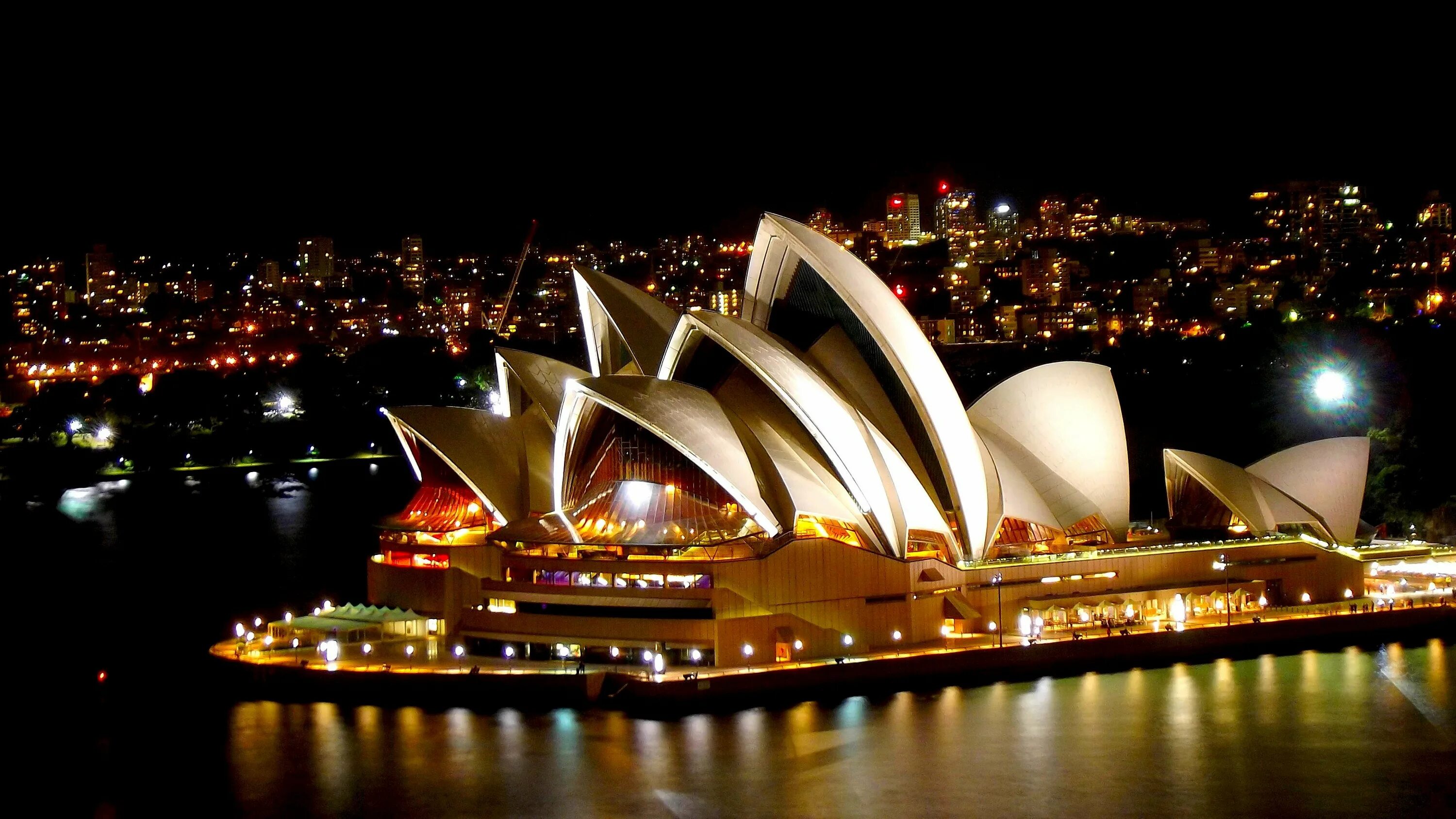 Оперный театр в сиднее. Сиднейский оперный театр. Сиднейский оперный театр театр в австралии. Сиднейский оперный театр. Сиднейский оперный театр.