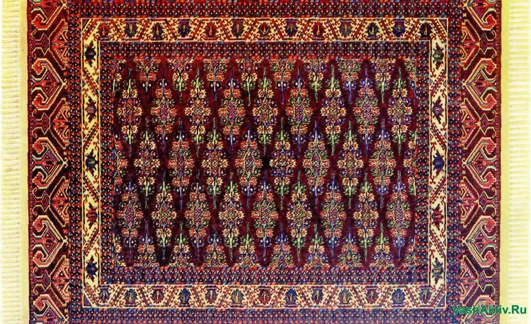 ковер с буквами. ковер для сна. турецкие ковры. стирать ковер во сне к чему снится. старый ковер.