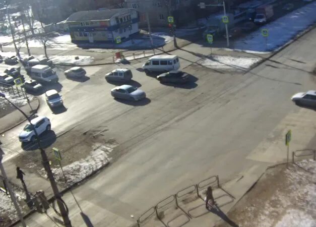 Веб барнаула. Кирова 130 веб камера. веб камера александров.