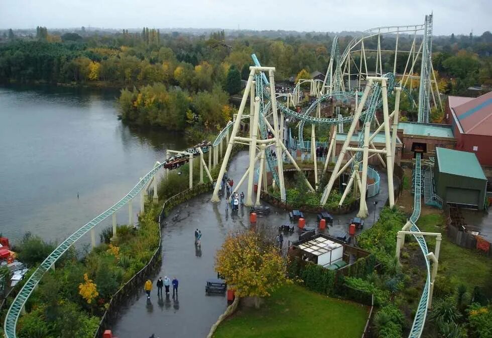 Развлечения в лондоне. Торп парк Великобритания. Парк аттракционов Thorpe Park. Thorpe Park достопримечательности Англии.