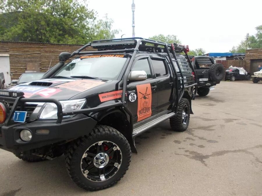 Хайлюкс с кунгом. Кдт. Кунг kdt hilux. Кунг kdt hilux. Hilux кдт катран.