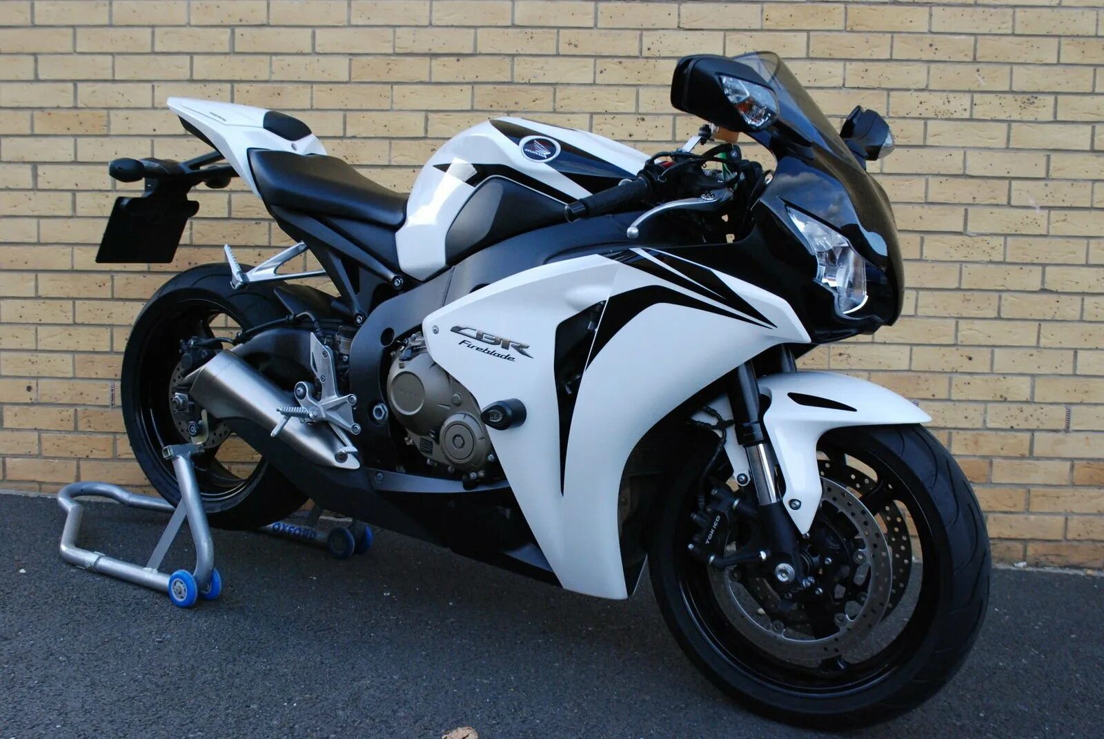 Honda cbr1000rr 2008
