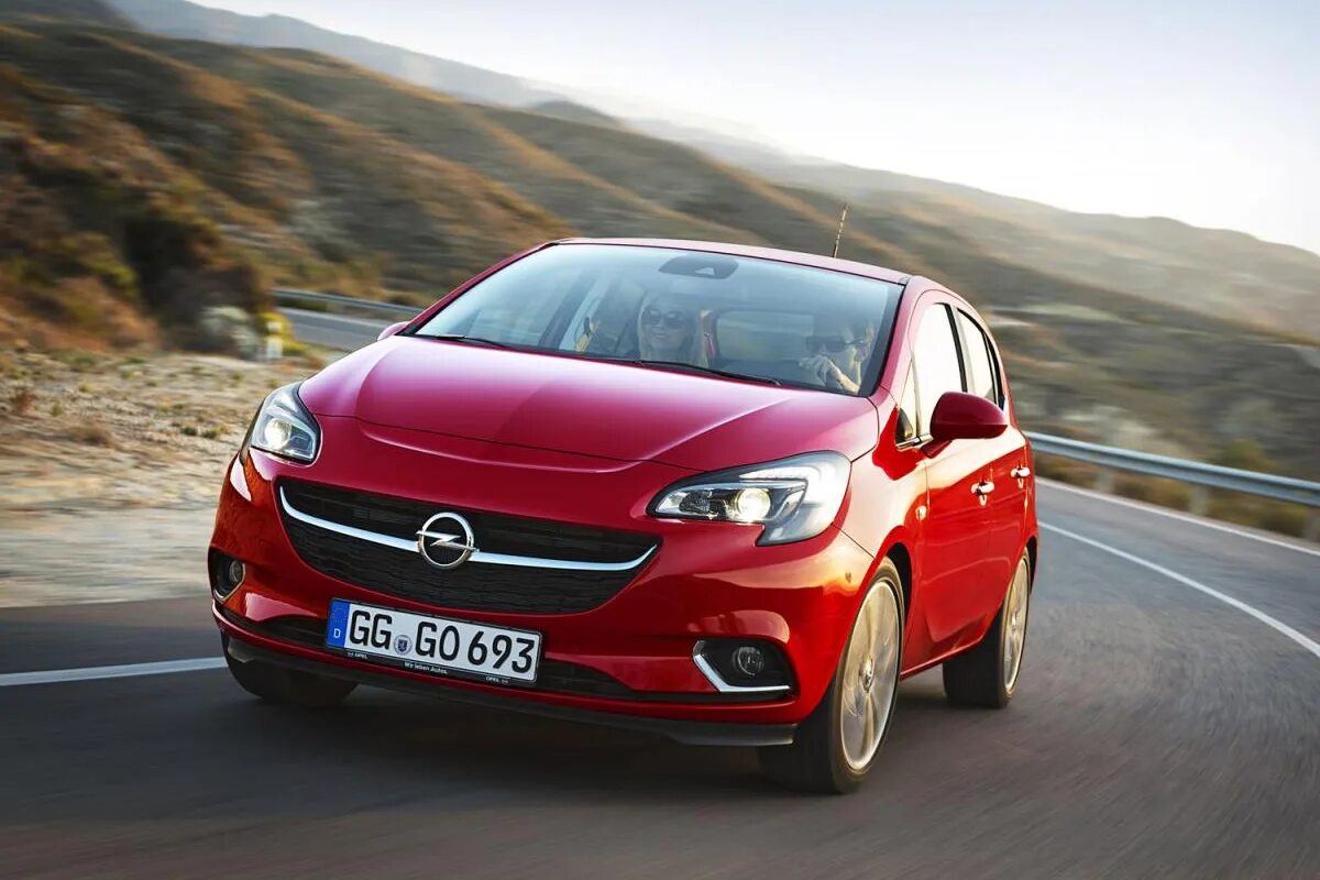 Стоимость opel. Opel Corsa 2015. Опель Корса 2019. Opel Corsa e. Опель Корса хэтчбек 2014.