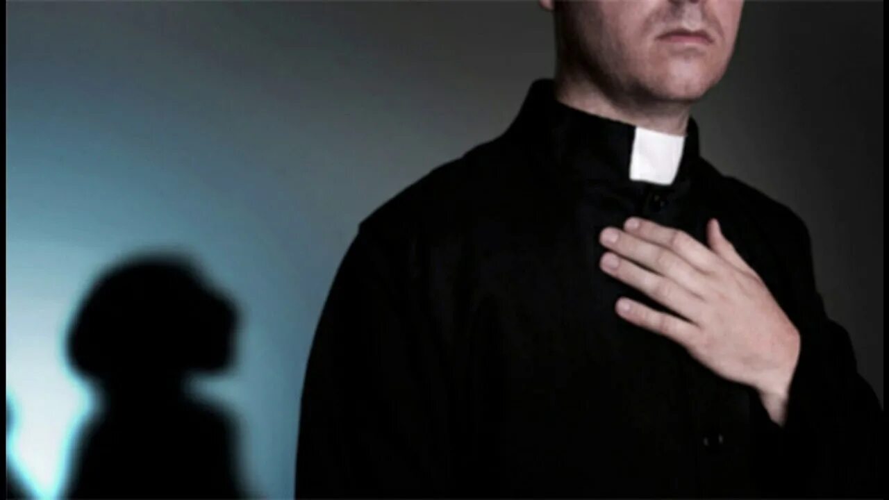 Католический священник 6 букв кроссворд. Священник. El sacerdote, 1978. Капеллан священник католический. Штефан Липке католический священник. Брендан Смит католический священник.