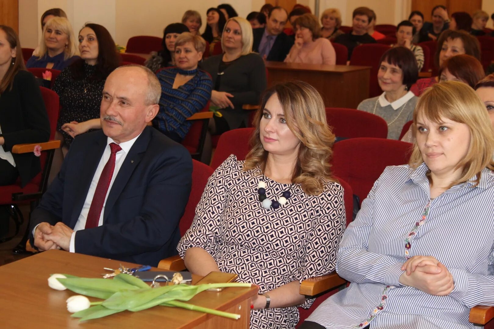 Профсоюзы женщины. Директор канского библиотечного колледжа. Женское движение. Женщина- руководитель года конкурсные материалы. Профсоюзы женщины.