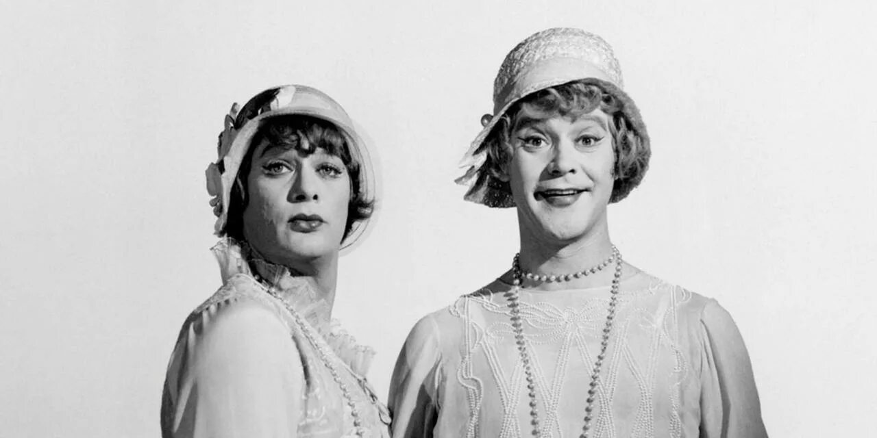 Джули ньюмар вонг фу. Hairspray джон траволта. Переодевание женщин в фильмах. Переодевание женщин в фильмах. Переодевание женщин в фильмах.