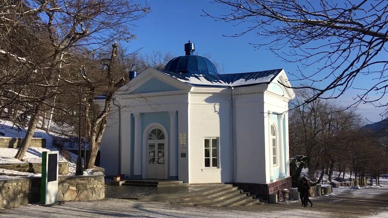 Бювет в железноводске. Славяновский бювет Железноводск. Смирновский бювет Железноводск. Славянский источник Железноводск. Славяновский источник в Железноводске.