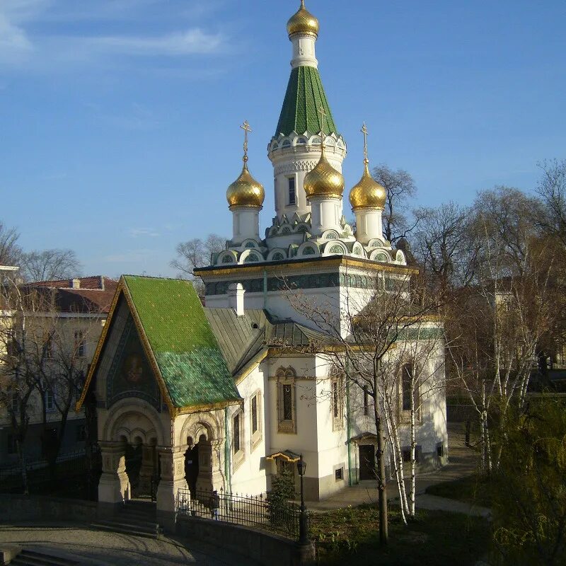 Храм власия в гагаринском переулке. Храм дивное узорочье. Храм святых царственных страстотерпцев москва. Церковь николая чудотворца в котельниках бове. Церковь святой живоначальной троицы в никитниках.