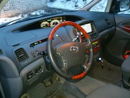Toyota левым рулем