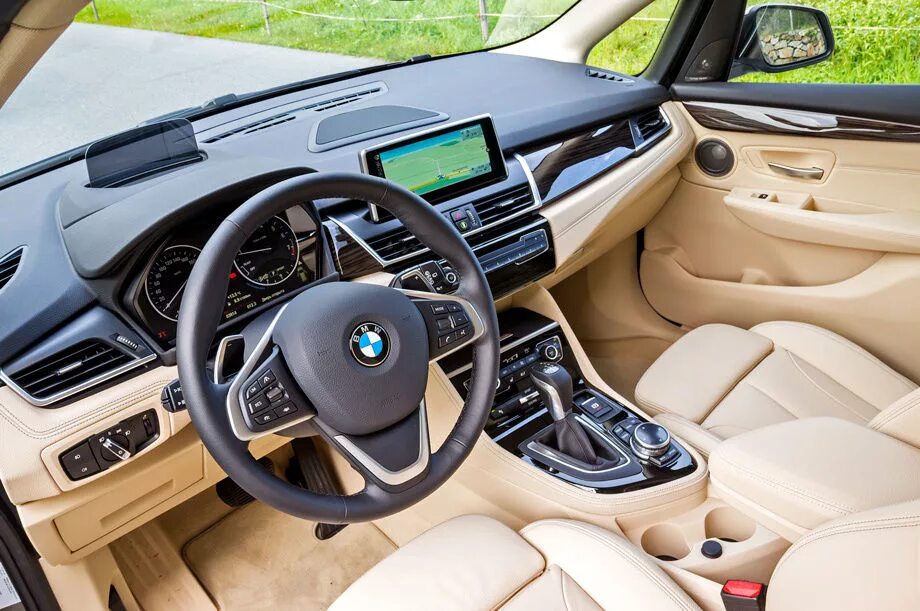 Бмв салон внутри фото. Bmw m5 2014 inside. bmw i6 салон. bmw 427 салон. бмв м9 внутри.