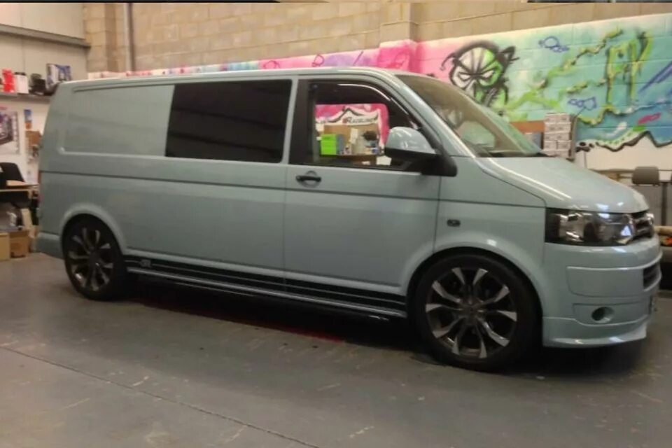 Транспортер т5 2.5 дизель. VW Caravelle t5 Tuning. Volkswagen Transporter т5 Лонг 2010. Volkswagen Transporter t5 long кузов. Фольксваген Каравелла т5 Лонг.