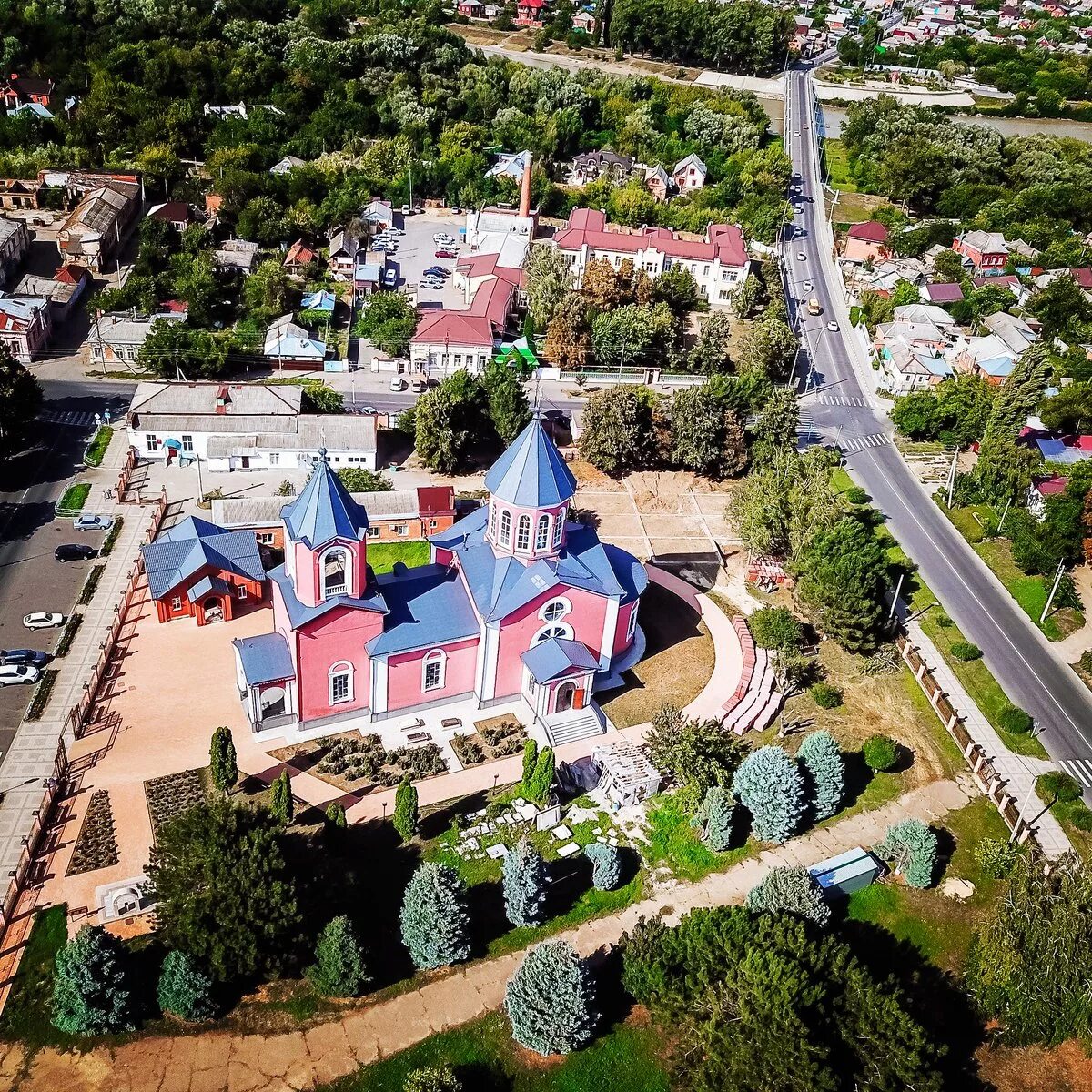 Поступи армавир. Армянская Церковь города Армавир. Армавир Россия армянская Церковь. Армавир город в России. Армянская Успенская Церковь Армавир.