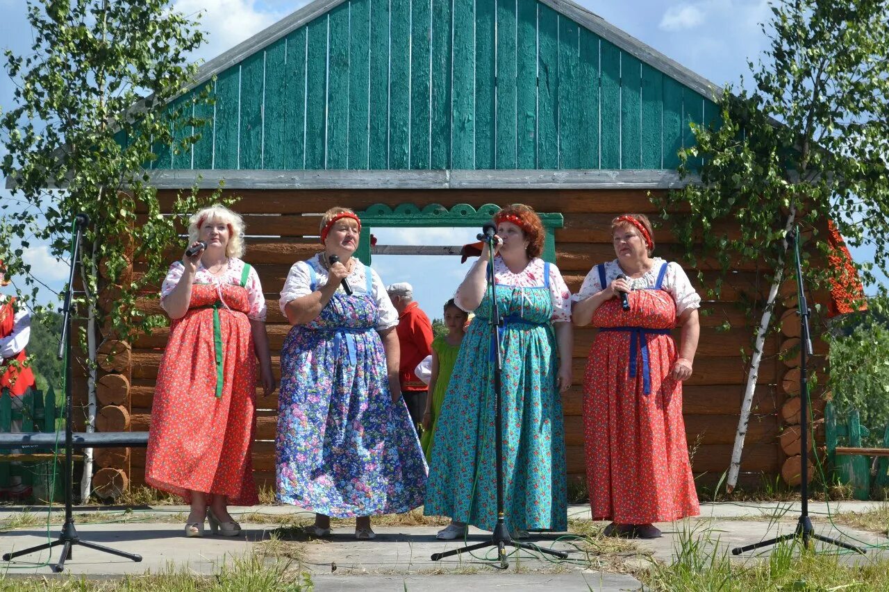 Погода черное вагайский тюменской. Тюменская область Вагайский район село Заречное. Село Ушаково Вагайский район Тюменская область. Село черное Вагайский район Тюменской области. Первомайский Вагайский район Тюменская область.