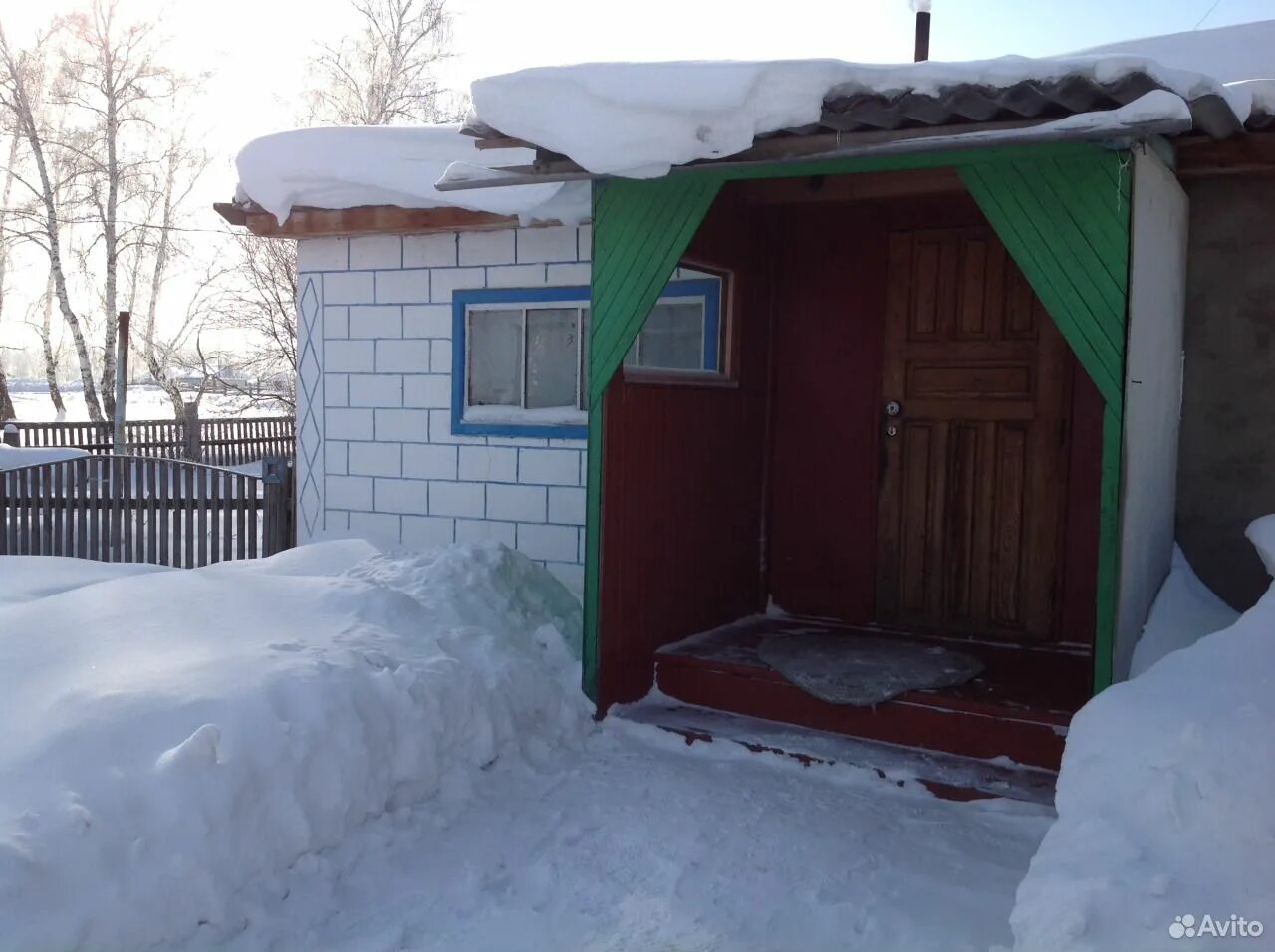 Квартиры в павловске алтайский край. Сибирские огни Павловский район Алтайский край. Павловск Алтайский ул Мелиораторов 1. Крыша Павловск Алтайский край. База рассвет Павловск Алтайский край.