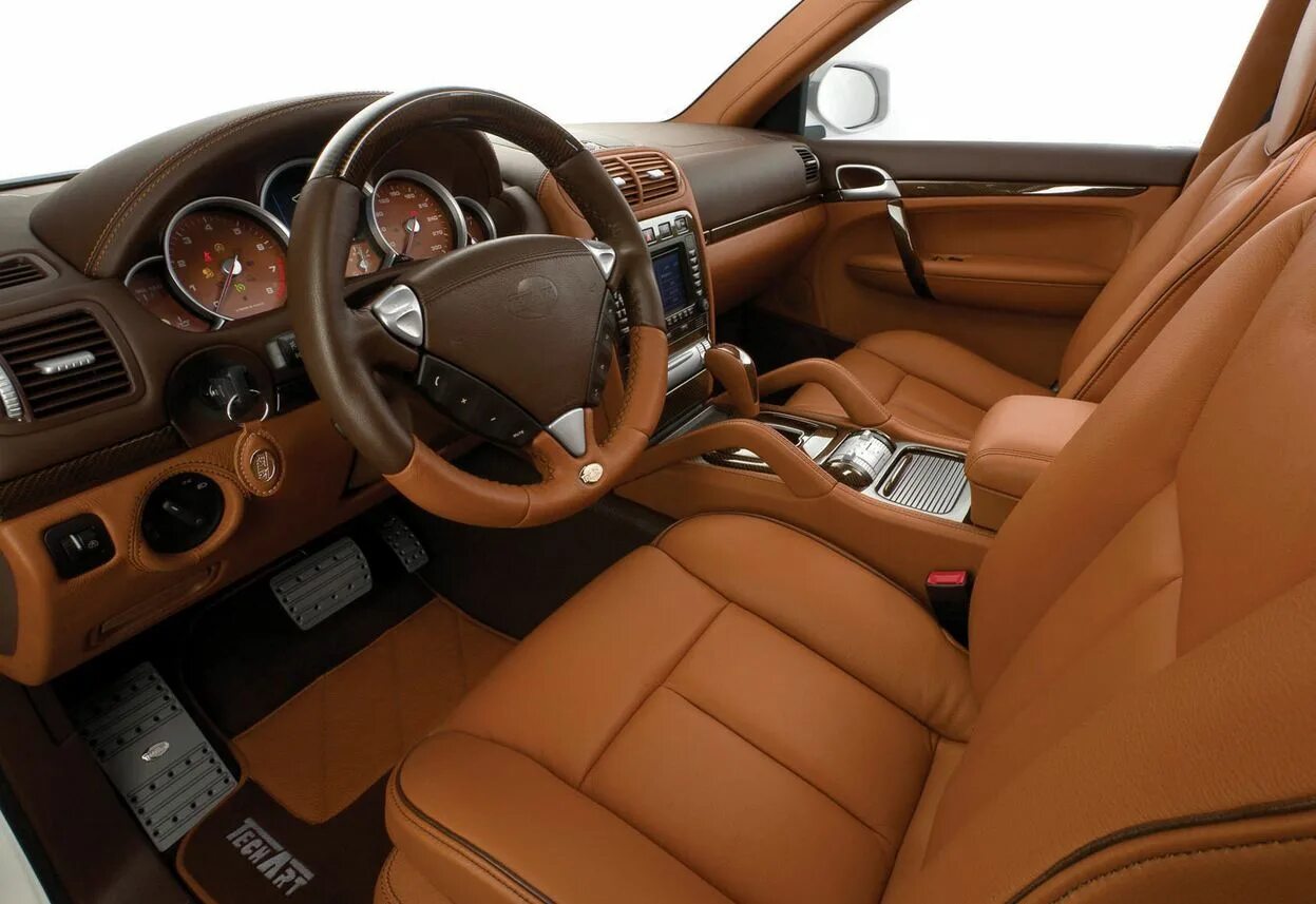 Porsche cayenne светлый салон. кожа для порше кайен. Porsche panamera красный салон. машина porsche macan салон. порше кайен 2021 белый салон.