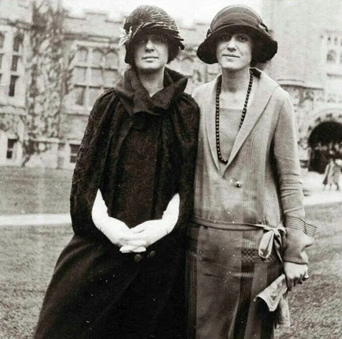 Мода после революции. Стиль гарсон 1920. мода 1920-х годов женщины. мода 1922 года.