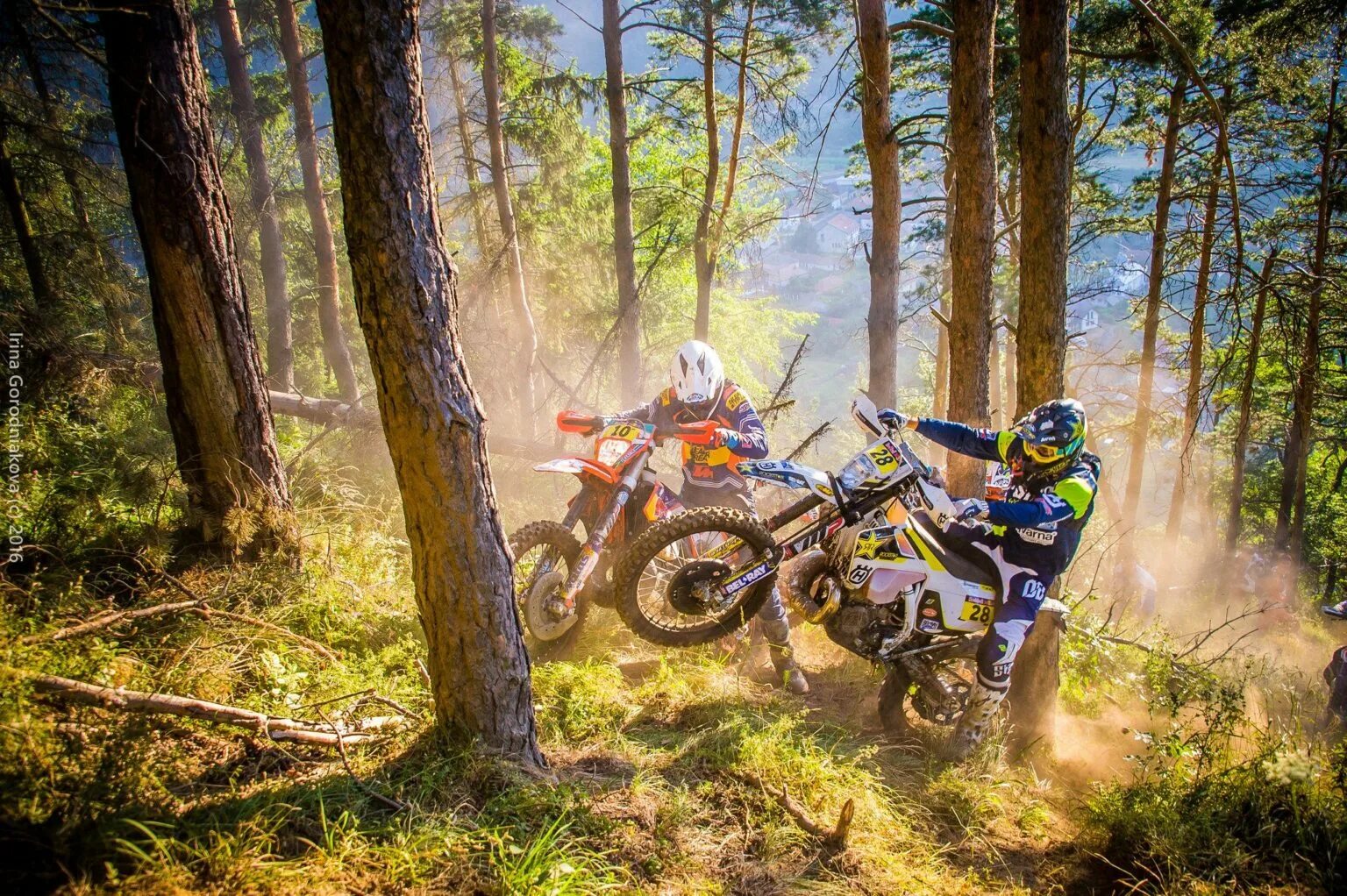 Эндуро парк. Школа мотокросса в крылатском. Байкал эндуро. Эндуро enduro all mountain trail. Эндуро тропа.