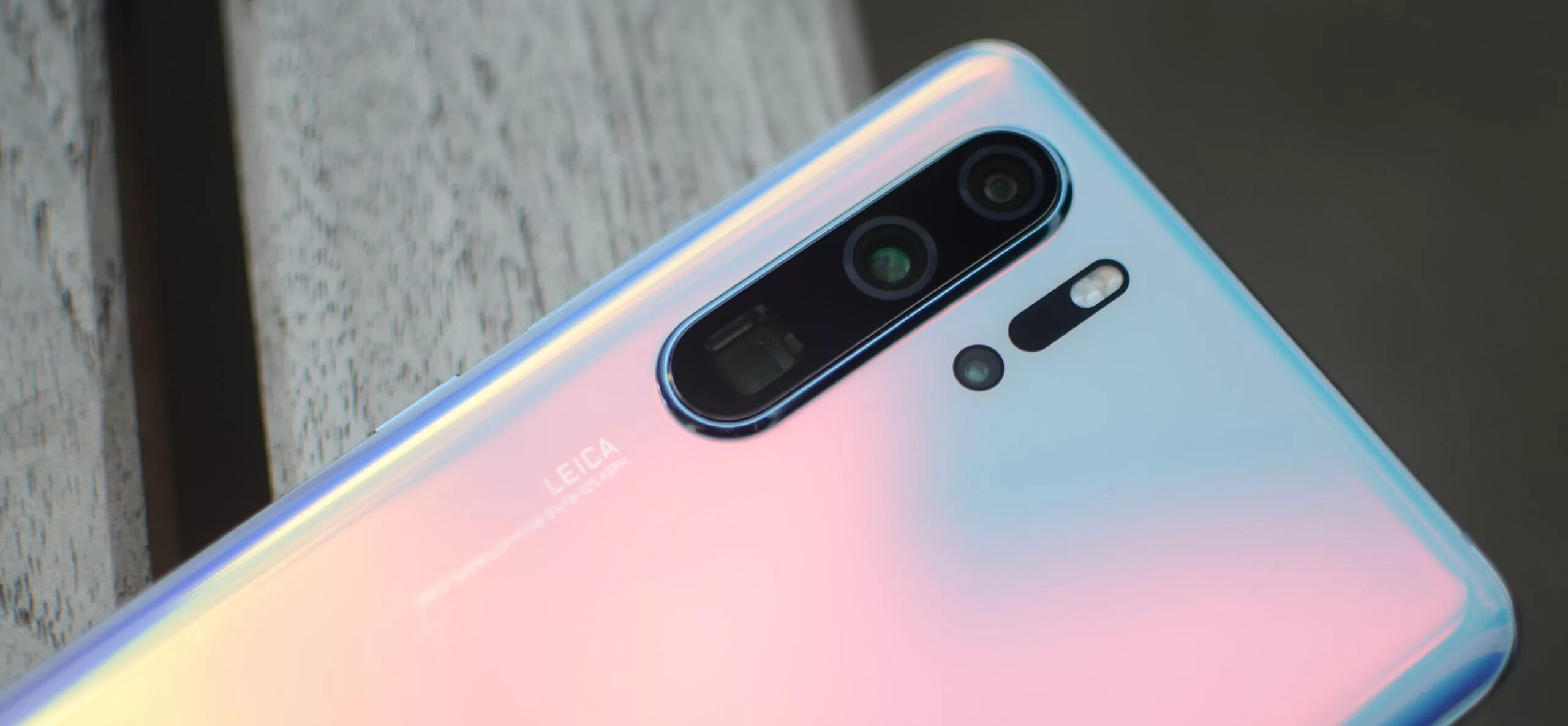 Honor magic 6 pro камера. Huawei Leica p30 Pro. Камера Хуавей р30 про. Huawei Nova y70. Huawei p30 Pro розовый.