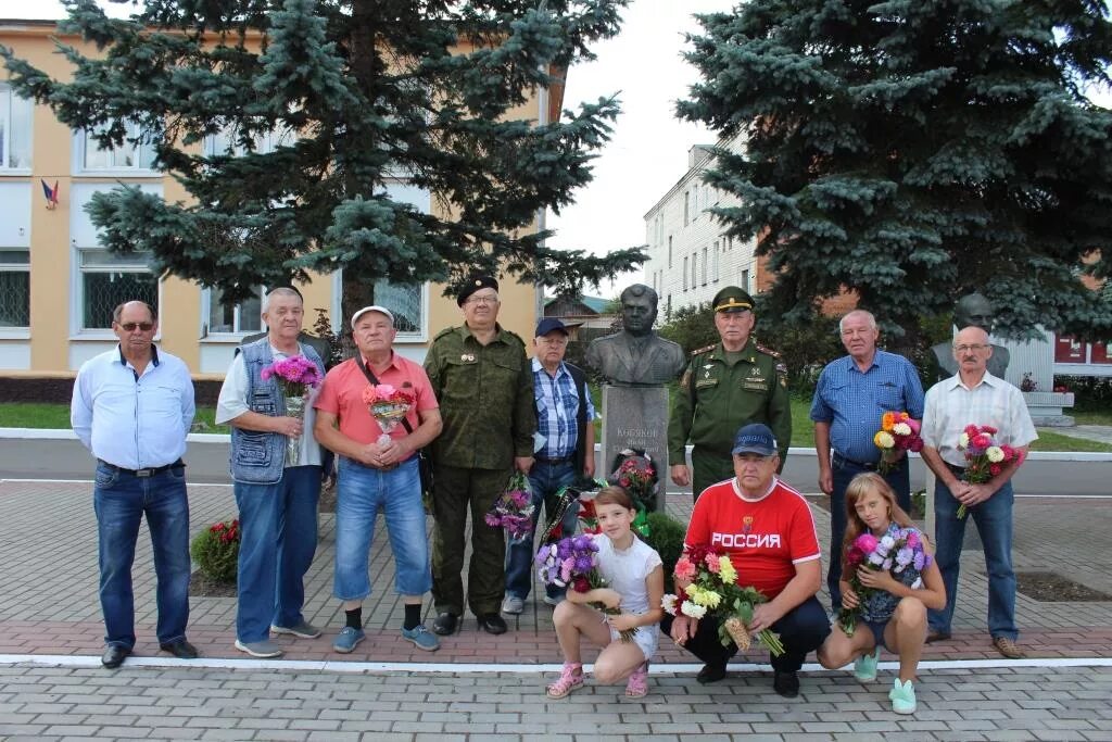 Новости суземки брянской области сегодня последние. Новости Суземка Брянская область. Подслушано Суземка. Суземка новости.