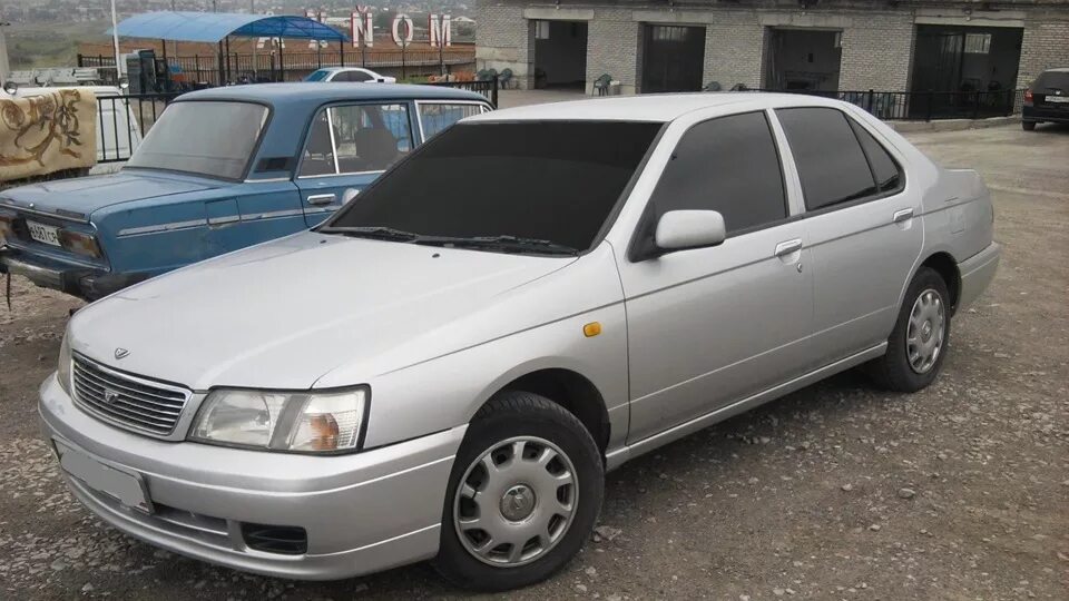 Nissan Bluebird u14. Nissan Bluebird u14 кузов. Ниссан Блюберд 14 кузов. Белый Ниссан Блюберд u14. Ниссан блюберд купить в омске