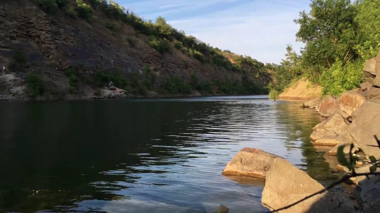 Красный сулин вода. Каньон красный Сулин. Каньон красный Сулин Ростовская. Красный Сулин озеро. Красный Сулин голубое озеро.