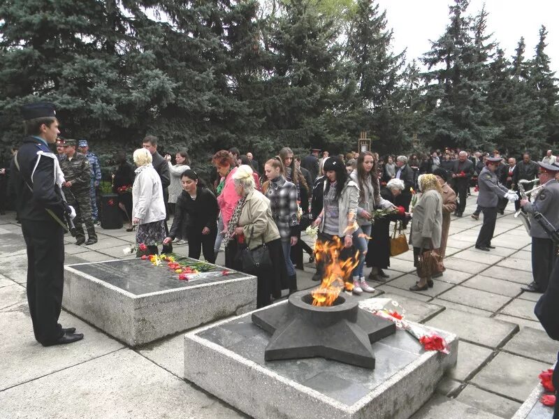 Казинка ставропольский край андроповский погода. Село Курсавка Андроповский район. Село Курсавка Ставропольский край. С.Курсавка Андроповский район Ставропольский край. Мемориал славы село Курсавка.