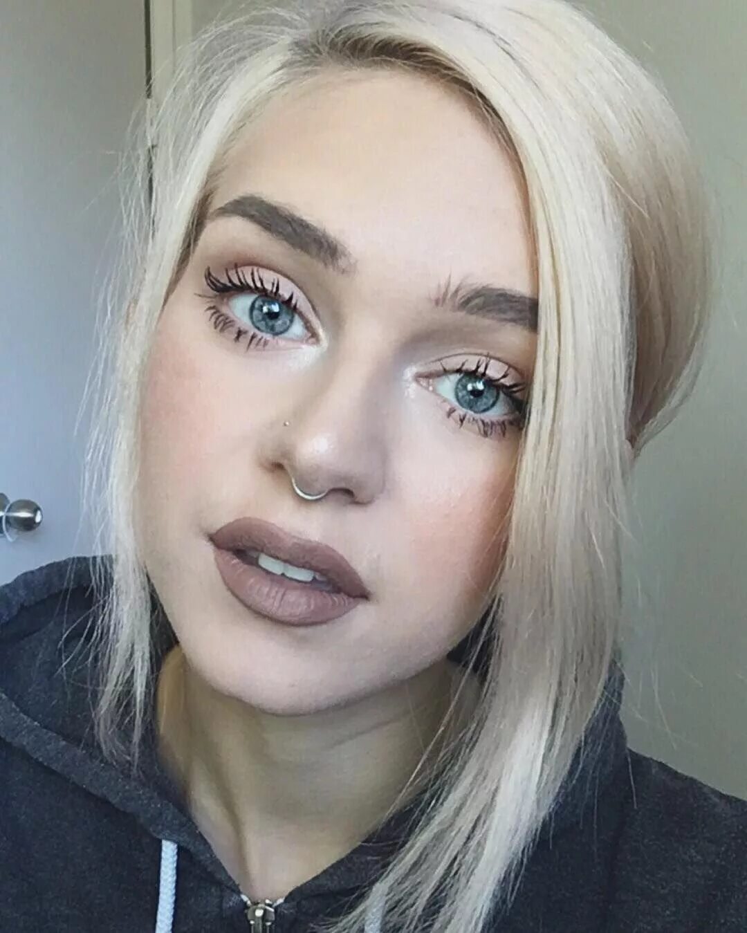 Blonde piercing. Септум красивый. Красивый пирсинг носа.