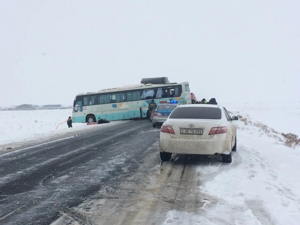 Трасса саратов уральск. Уральск атырау дорога. Трасса уральск-атырау. Уральская область акжаикский район. Трасса уральск-атырау.