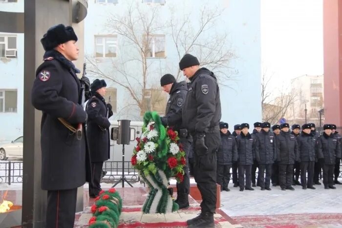 Мвд смерть родственника. День памяти погибших сотрудников МВД. День погибших сотрудников МВД. 8 Ноября день памяти погибших сотрудников органов внутренних.