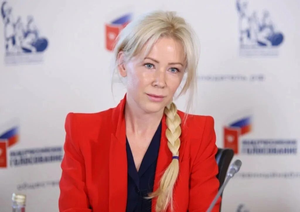 Мизулина 2022. Мизулина депутат госдумы. Мизулина депутат госдумы. Студенты мизулину. Мизулина депутат госдумы.