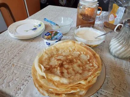 Первый блин на масленицу отдают