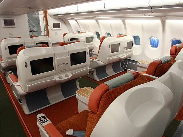 Бизнес класс на мальдивы. Airbus a330-300 бизнес катар авиакомпания. Бизнес класс в самолете. Бизнес класс в самолете. Qatar airways airbus a330-300 economy class.