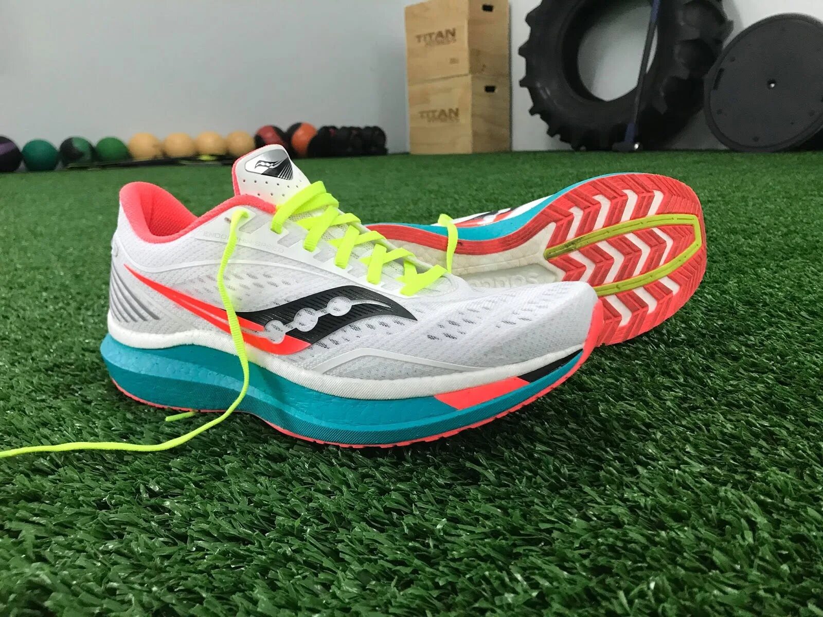 Кроссовки Saucony Endorphin Speed 2. Беговые кроссовки Saucony 2020-21 Endorphin Speed. Saucony Endorphin. Saucony Speed. Эндорфин speed