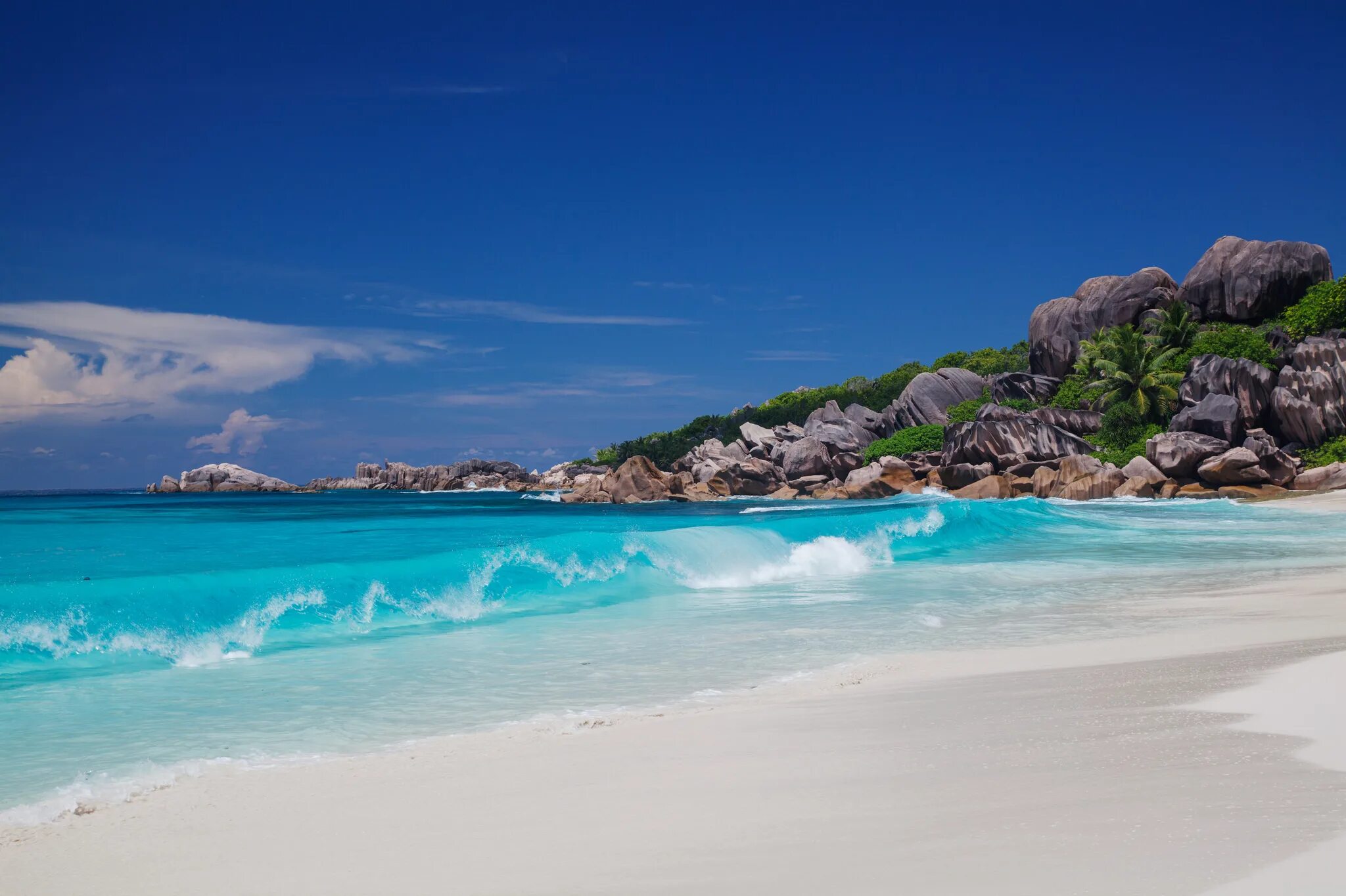 Покажи красивый пляж. Grand Anse Сейшелы. Пляж Гранд анс Сейшелы. Ла Диг пляж Гранд анс. Пляж ла Диг Сейшелы.