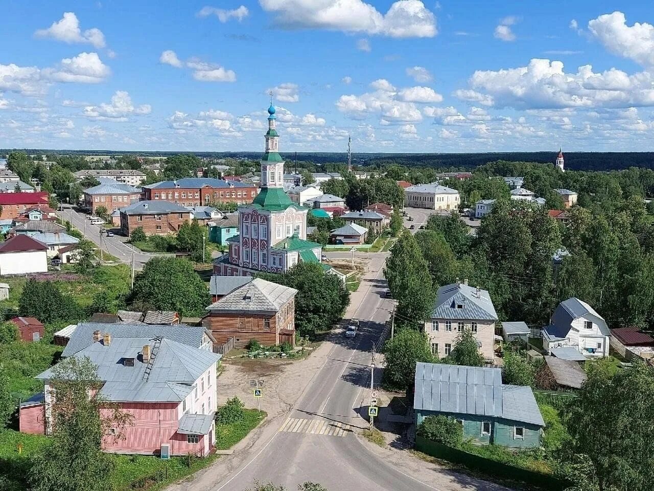 Тотьма город в вологодской. Тотьма центр города. Церковь рождества христова (тотьма). Коломна древний город. Входоиерусалимская церковь тотьма.