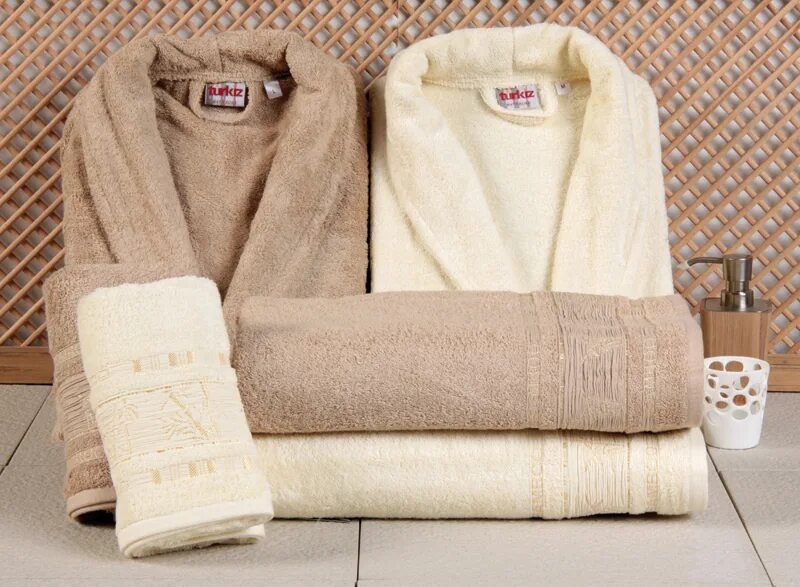 Купить мужские полотенца. Банный набор халаты. Банный халат комплект. Полотенце халат. Комплект банный халат и полотенце.
