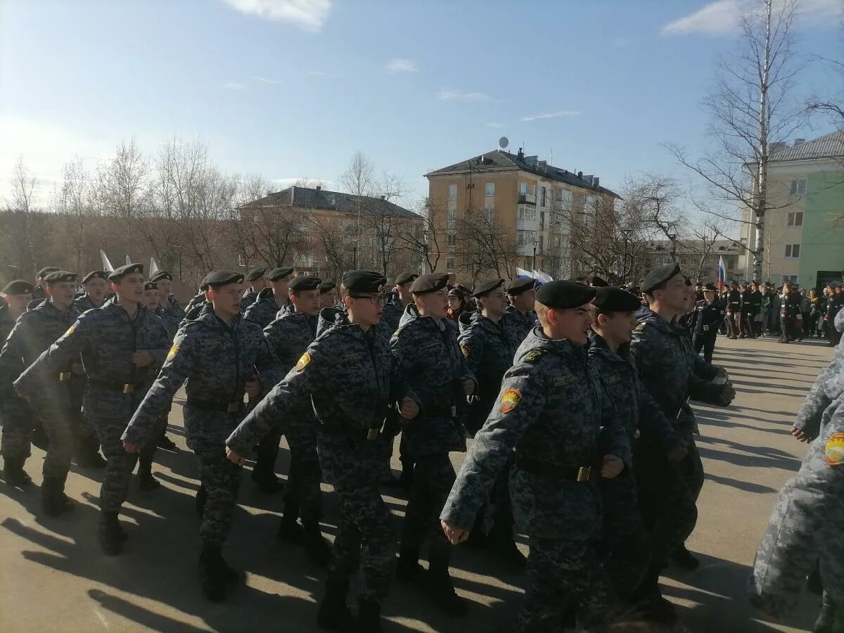 Пермское президентское кадетское. Кадетское училище имени Кузьмина Пермь. Пермский президентский кадетский корпус. Президентское училище Пермь. Комнат в Пермском президентском кадетском корпусе.