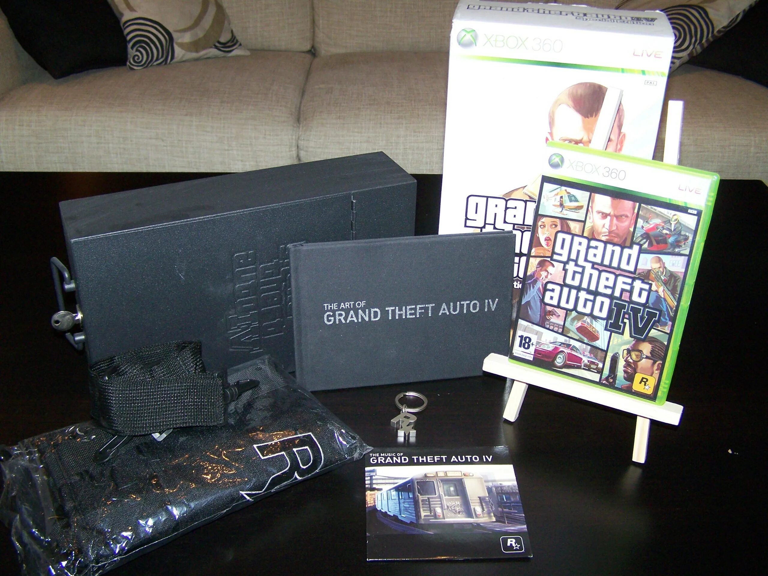 Montana collection edition. Grand theft auto iv special edition ps3 упаковка. gta 4 collectors edition. gta 4 limited edition. grand theft auto collector&#039;s edition.