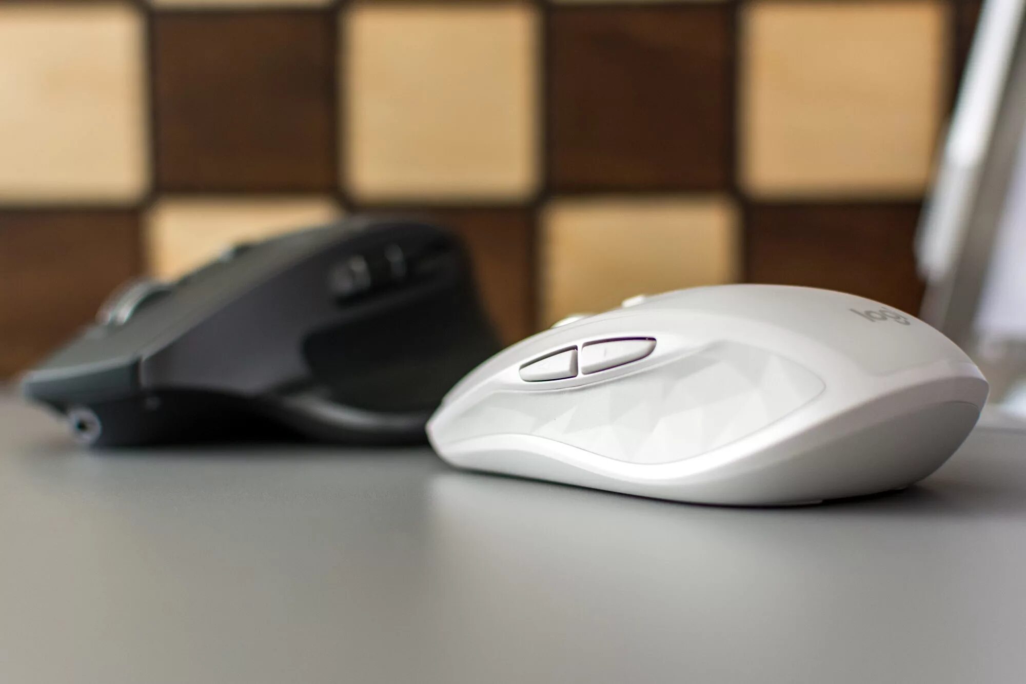 Мастер з 2. Logitech MX Master 2s Ali. Logitech MX Master 2s белая. Logitech MX Master 2s White. Беспроводная компактная мышь Logitech MX anywhere 2s, светло-серый.