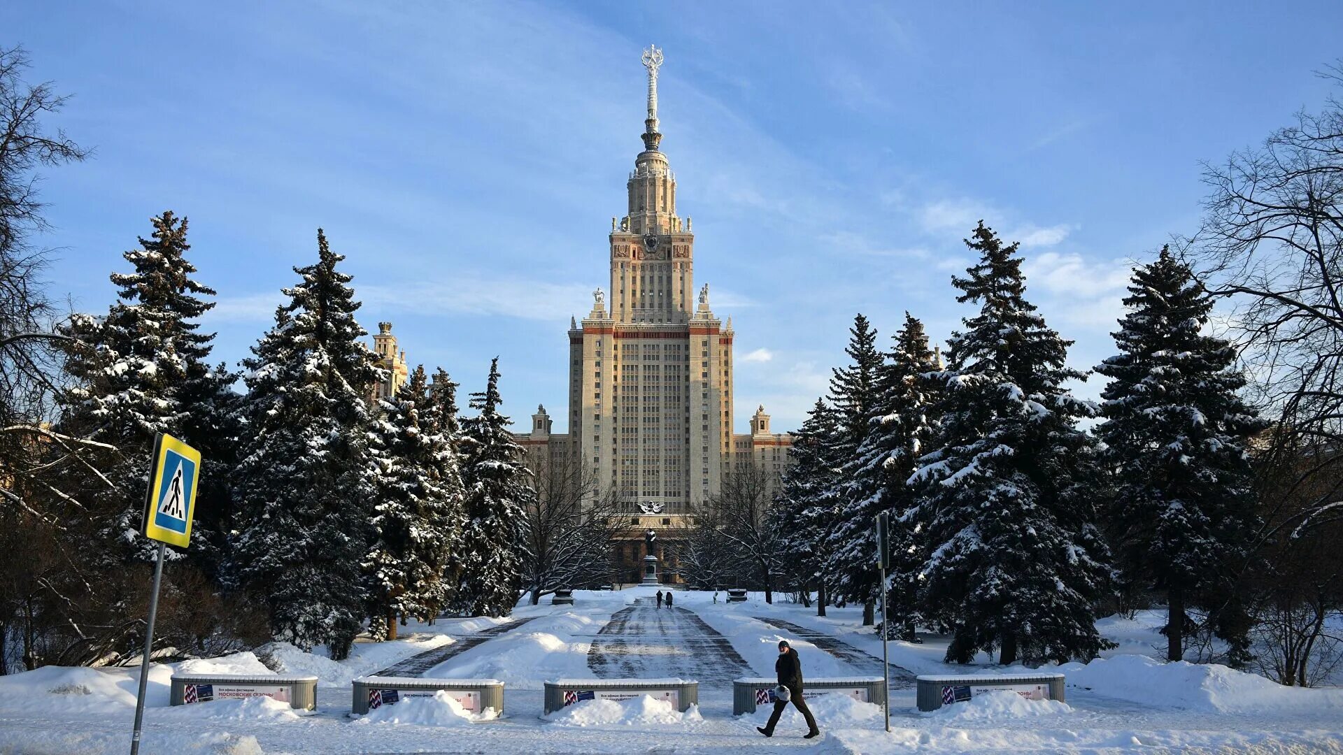 Мгу корь. МГУ 2022. Московский государственный университет имени м. в. Ломоносова, Москва. МГУ Ломоносова. Главное здание МГУ им Ломоносова.