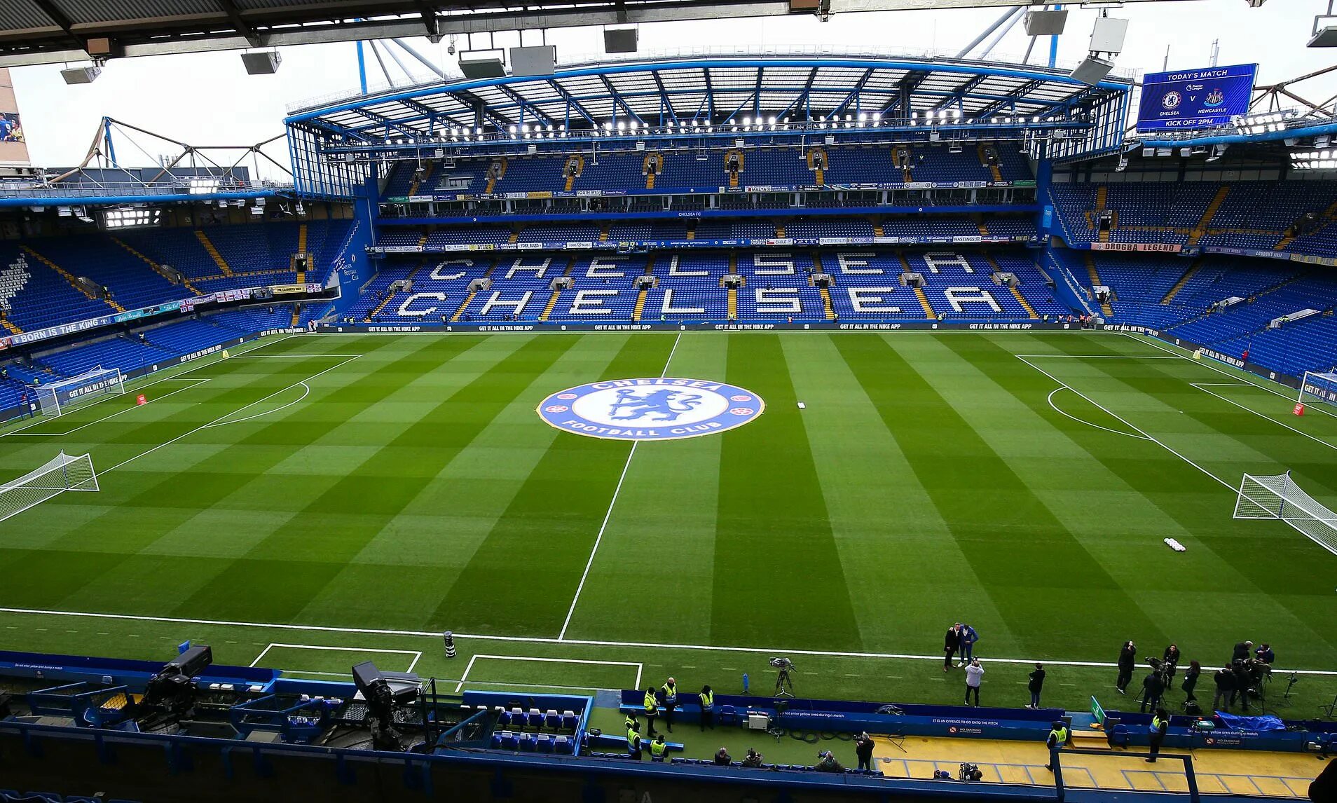 Nike stadium. Стадион Стэмфорд бридж Лондон. Мяч Chelsea Stamford Bridge. Стэмфорд бридж Xbox.