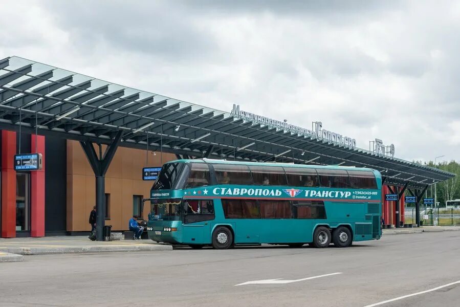 Автовокзалы москвы на карте. Саларьево южные ворота. Международный вокзал южные ворота. Международный вокзал южные ворота москва. Саларьево южные ворота.