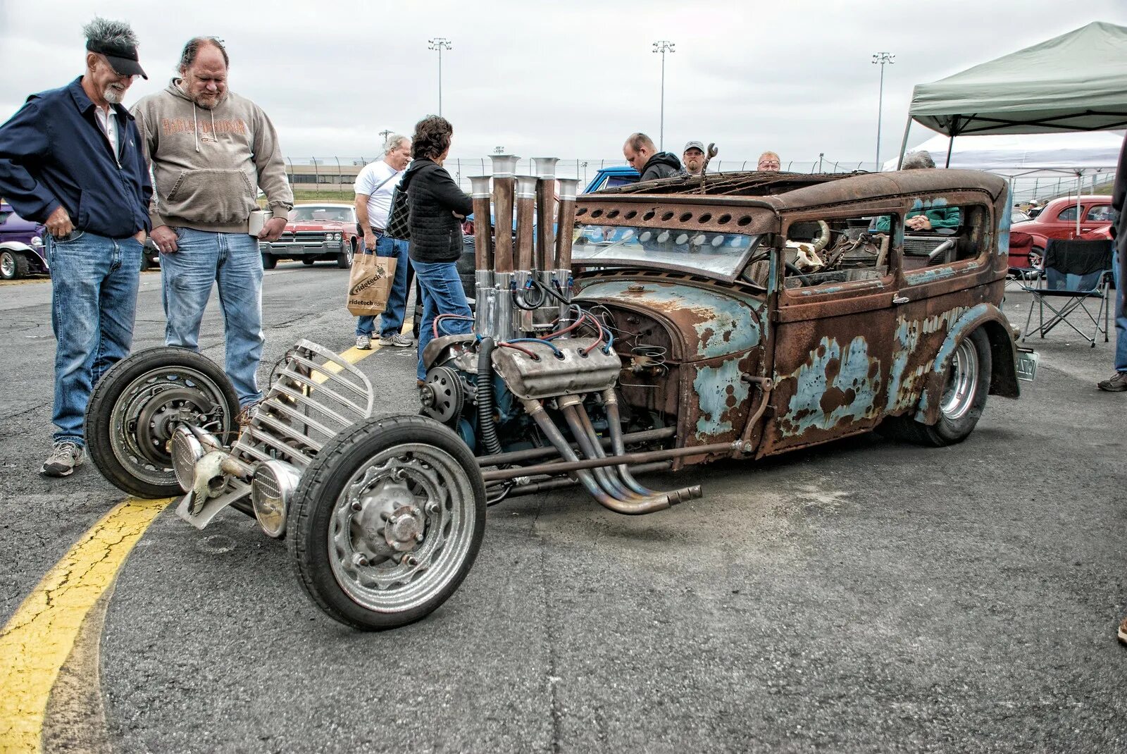 Найти рат. Мотоцикл rat Rod. Рэт род салон. Хот род машина. Мотоциклы в стиле rat Rod.